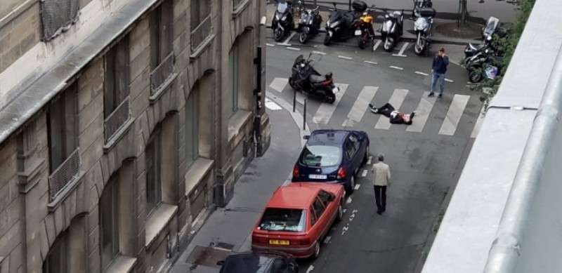 اعتداء بالسلاح الأبيض وسط باريس